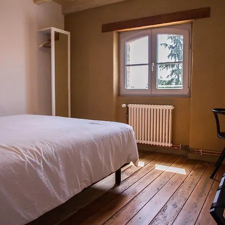 Bed & Breakfast Les 8 B Gaillac