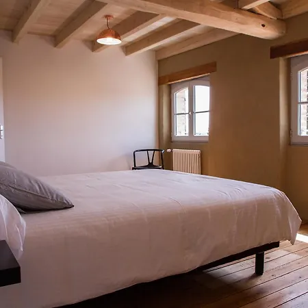 Bed & Breakfast Les 8 B Gaillac